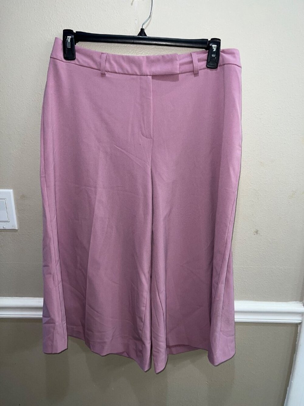 J.G.Hook woman's lavender wide leg Hem Crop Pants Size 14